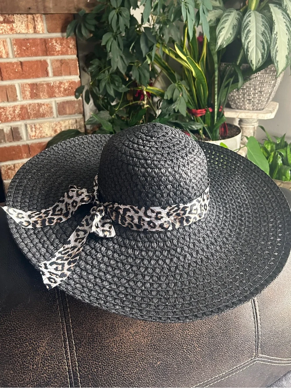 Black Wide-Brim Straw Sun Hat with Leopard Scarf